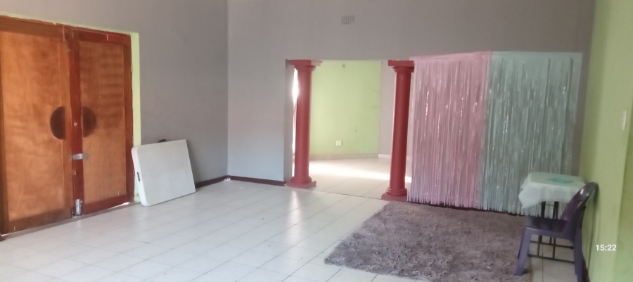 3 Bedroom Property for Sale in Geelhoutpark North West